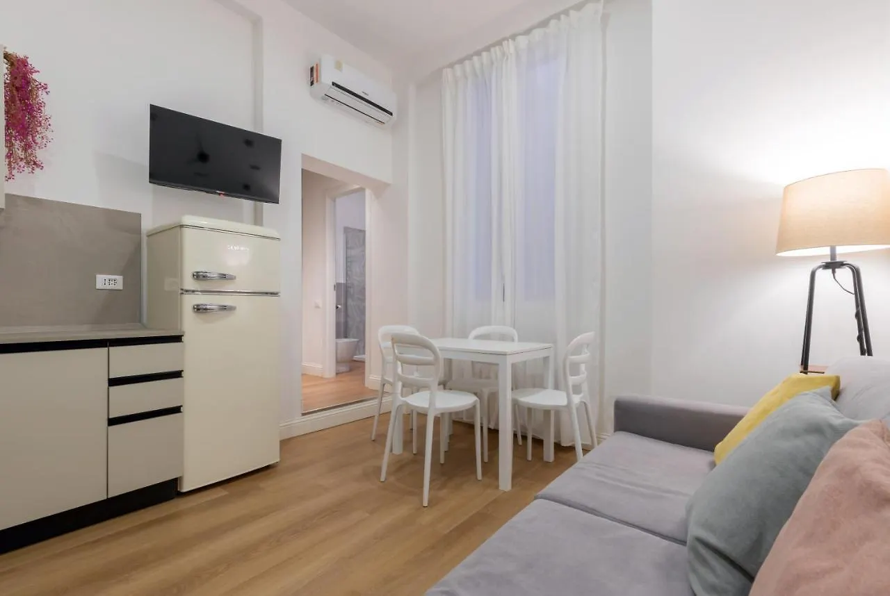 Appartamento Nuovo intimo APT a 10min dal Duomo Milano