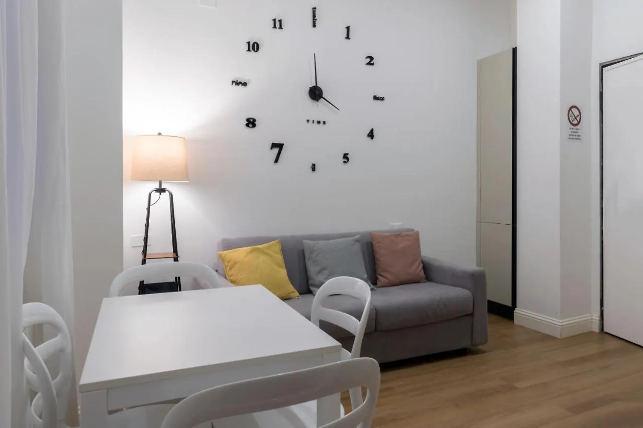 Appartamento Nuovo intimo APT a 10min dal Duomo Milano